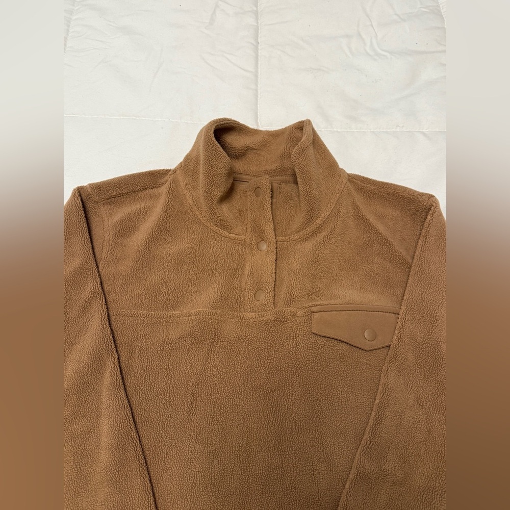 Soft Fleece Pullover - Picture 2 of 3